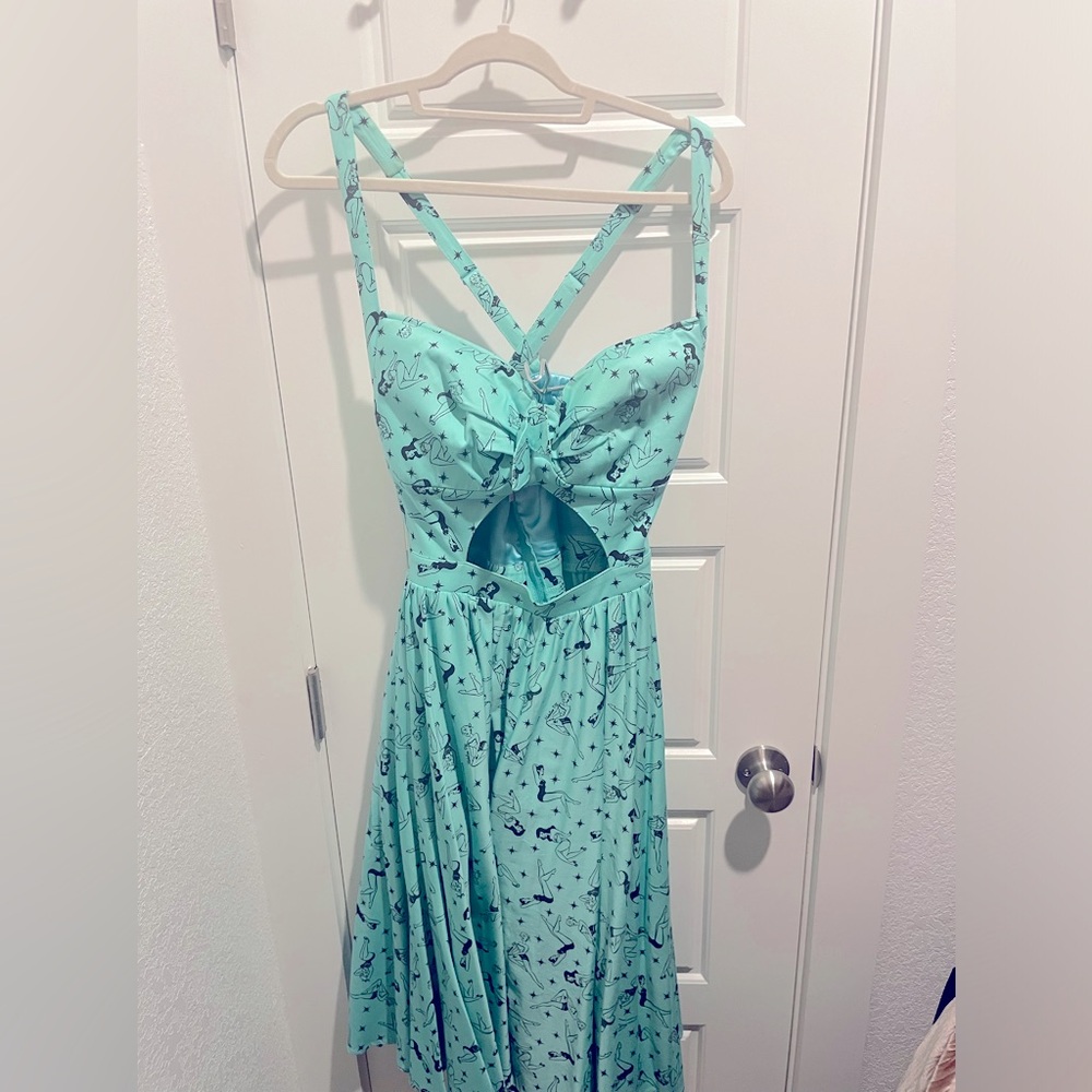 Pin Up Couture Brand / Mint / Large / Lined Bra / Adjustable Straps